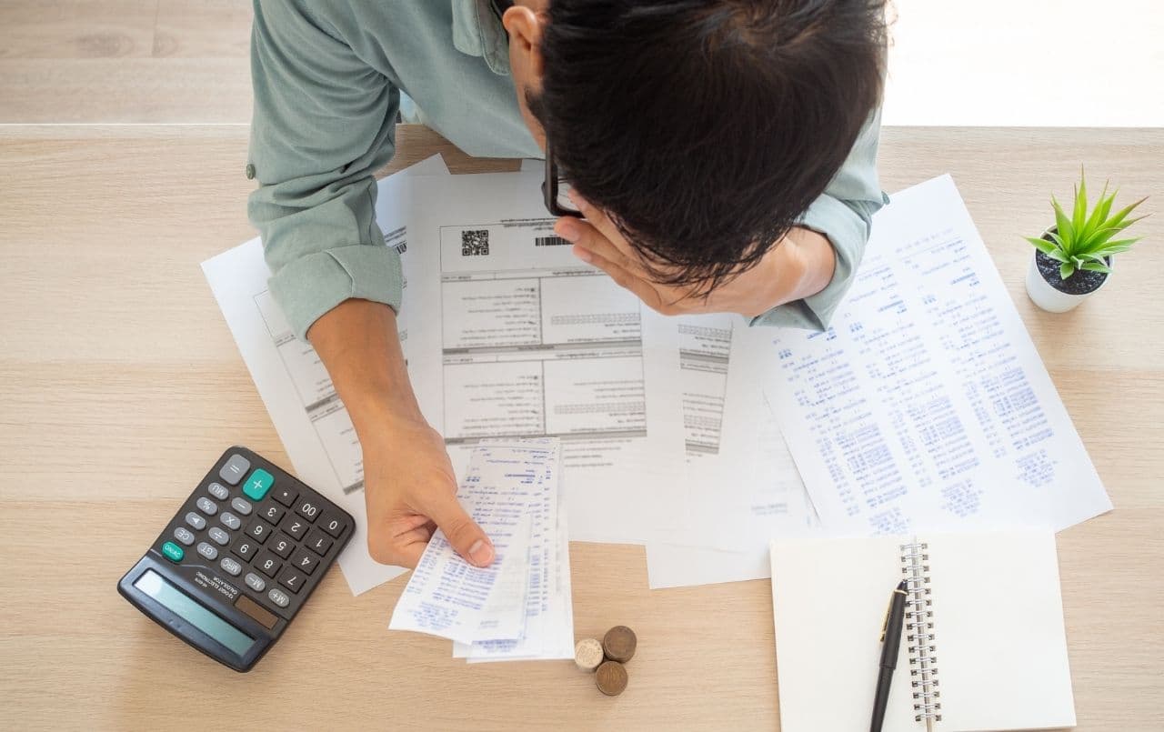 Dicas para sair das dívidas