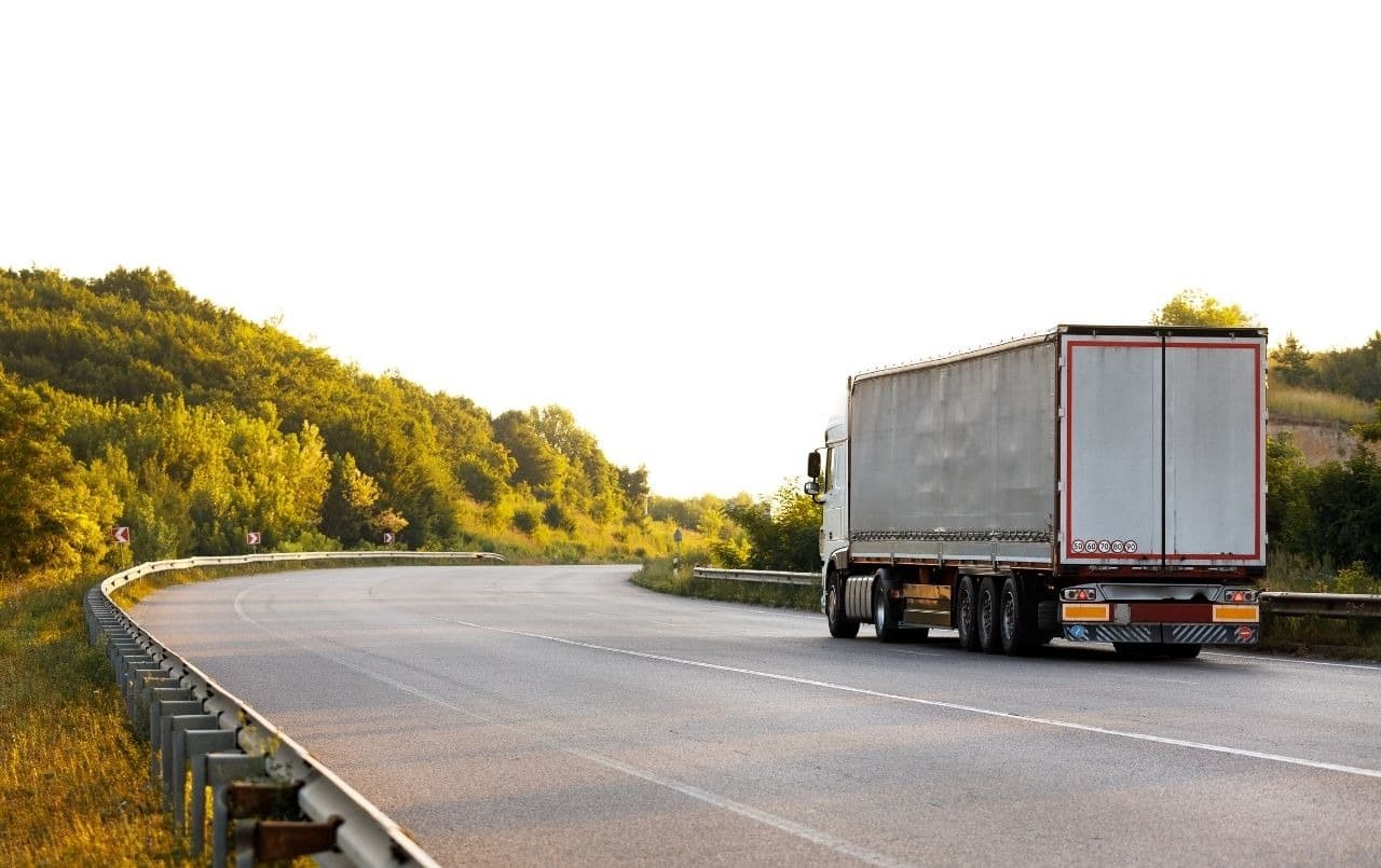 Conheça todos os tipos de veículos pesados