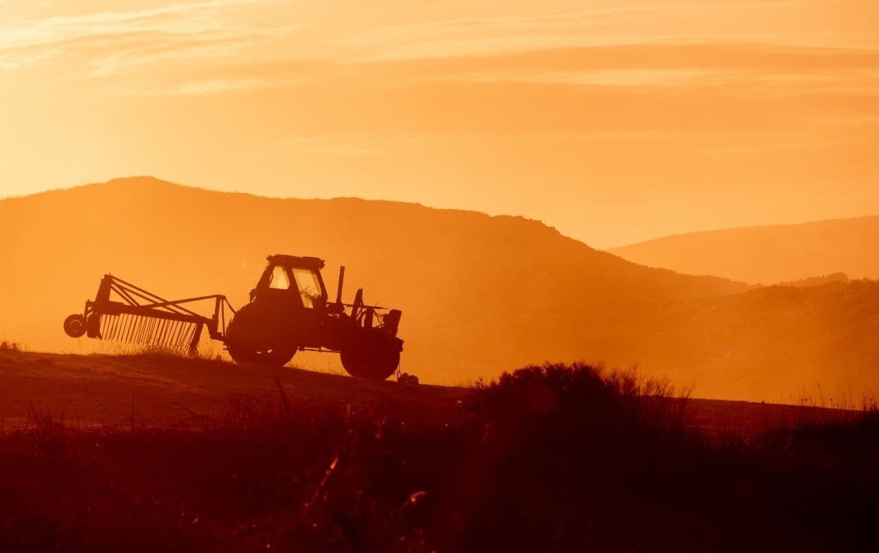 Máquinas agrícolas: como comprar?